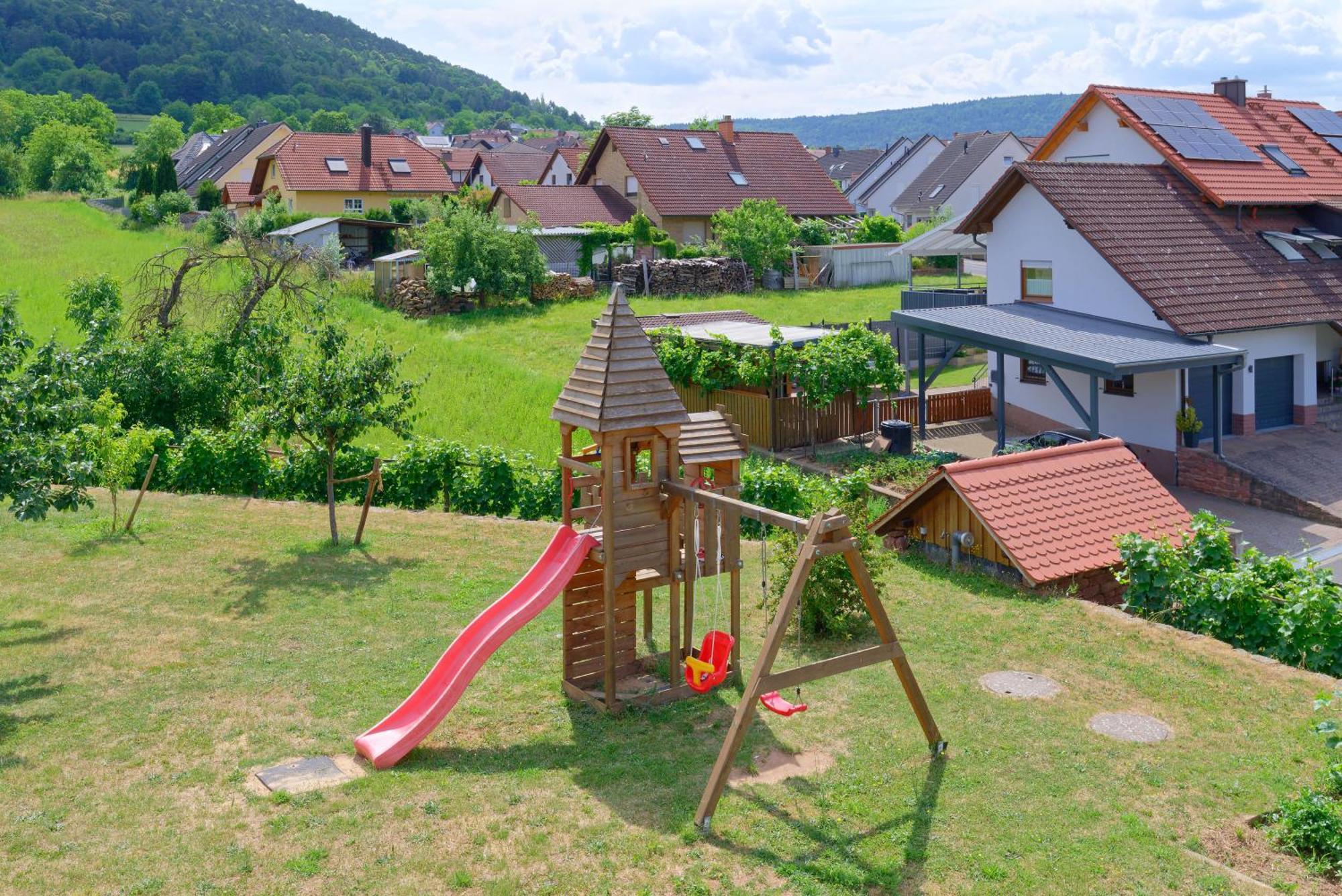 Main-Vinotel Weingut Helmstetter Buergstadt Exterior photo
